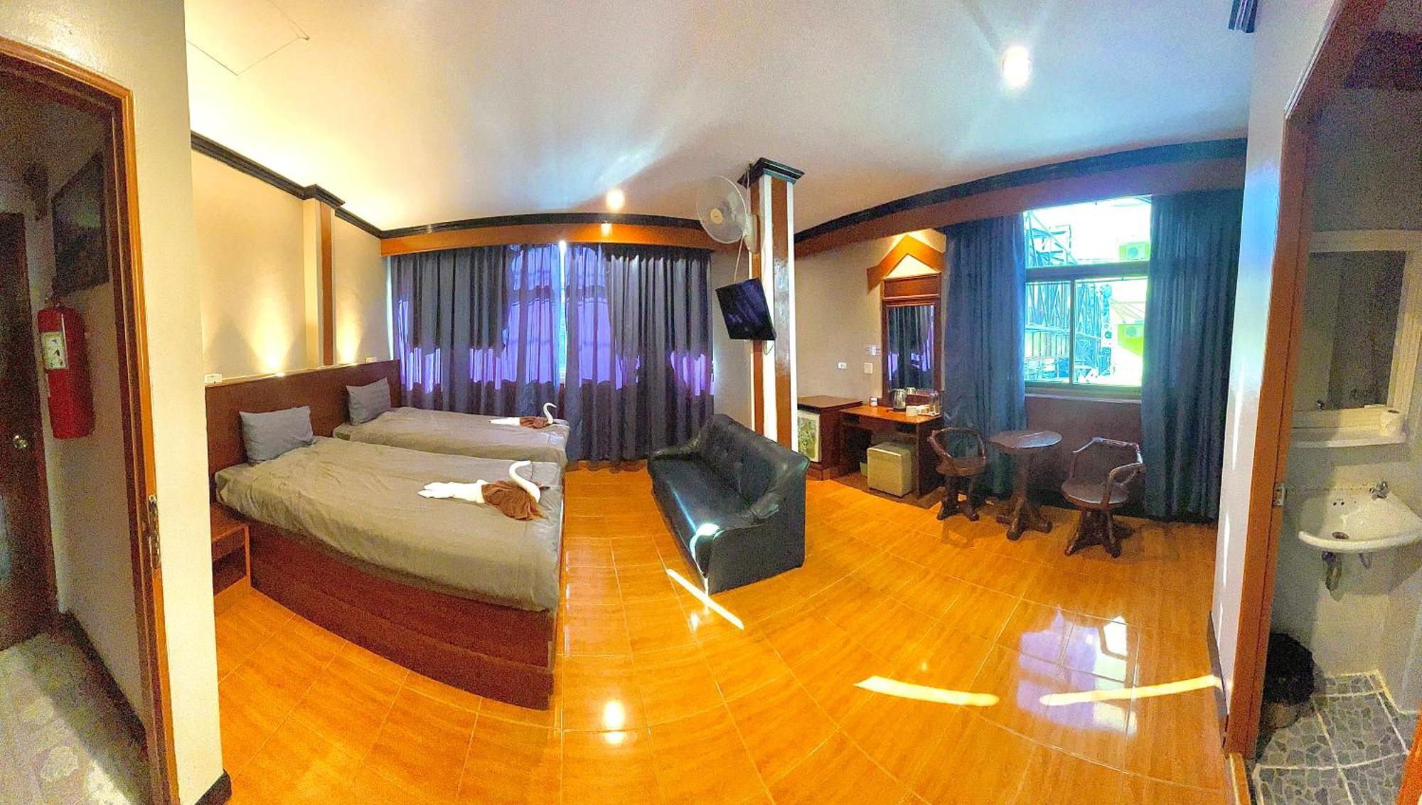 מלון Centre Point Patong מראה חיצוני תמונה